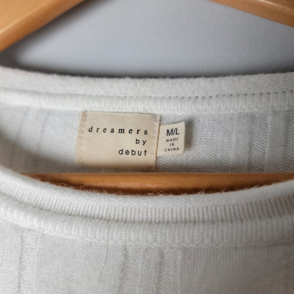 Dreamers by Debut White Cropped Sweater M/L Soft Stretchy Cozy Holiday Capsule - Picture 3 of 8